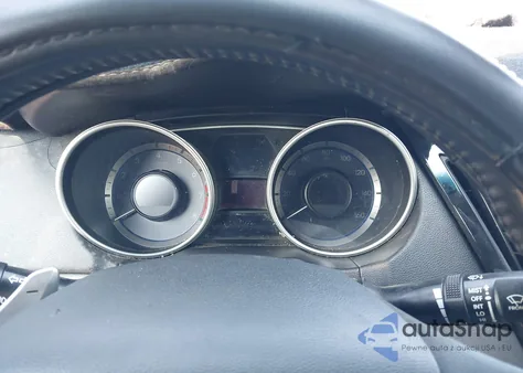 2011 Hyundai Sonata Limited 2.0T z USA, uszkodzony, nr VIN 5NPEC4AB9BH236852